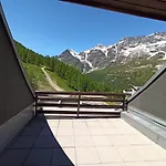 Apartment Residenza Del Cirmolo Cervinia Vda Vacanze In Vetta Cir 0205