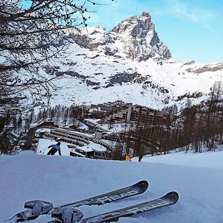 Residenza Del Cirmolo Cervinia Vda Vacanze In Vetta Cir 0205 * 布勒伊-切尔维尼亚