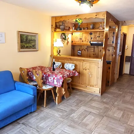 Residenza Del Cirmolo Cervinia Vda Vacanze In Vetta Cir 0205 Appartement *