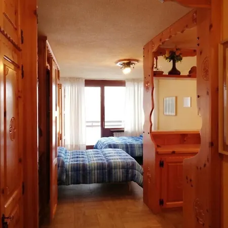 Residenza Del Cirmolo Cervinia Vda Vacanze In Vetta Cir 0205 Apartment
