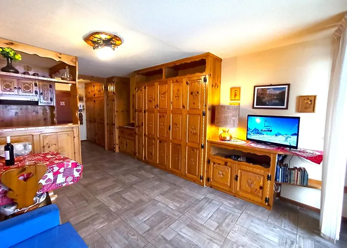 Апартаменти Residenza Del Cirmolo Cervinia Vda Vacanze In Vetta Cir 0205