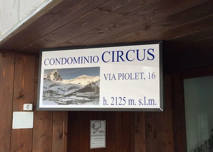 Residenza Del Cirmolo Cervinia Vda Vacanze In Vetta Cir 0205 *