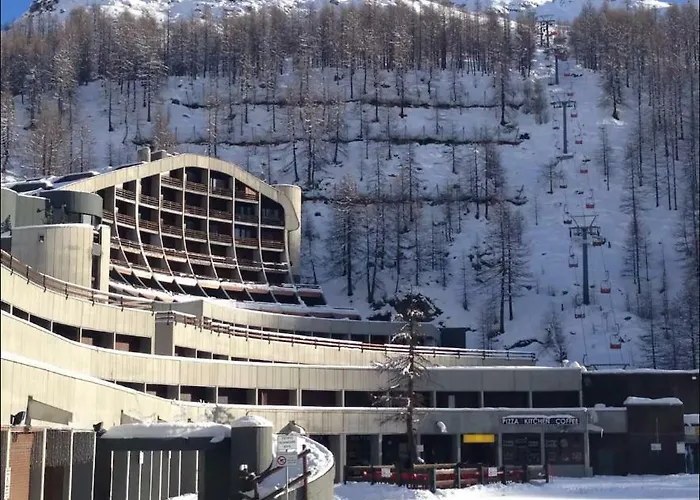 Апартаменти Residenza Del Cirmolo Cervinia Vda Vacanze In Vetta Cir 0205 *